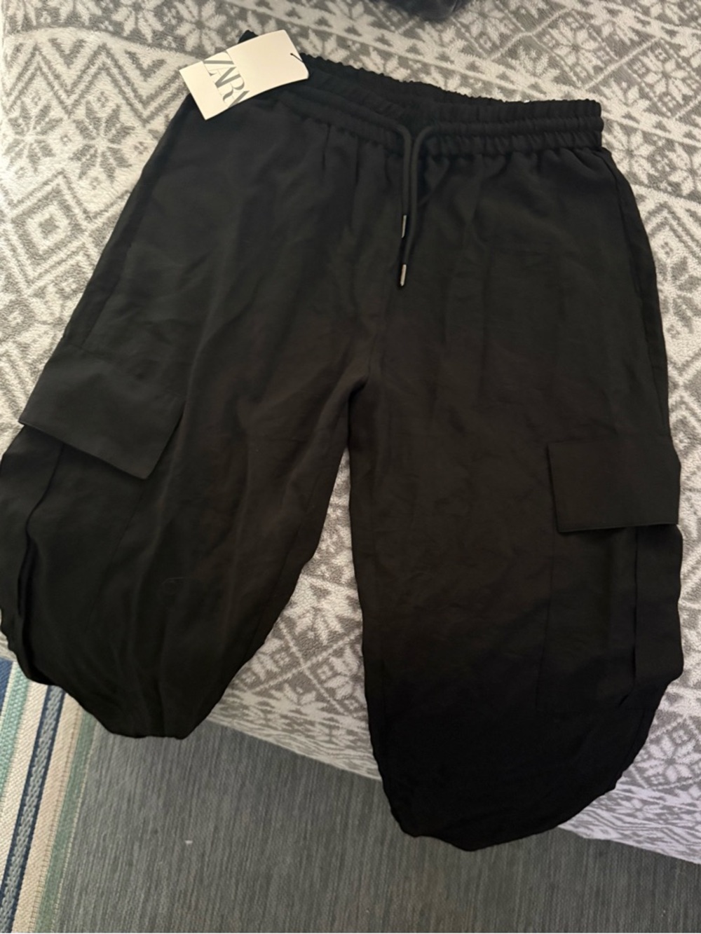 Woman’s Black Cargo Jogger Pants - Elastic Waist ZARA